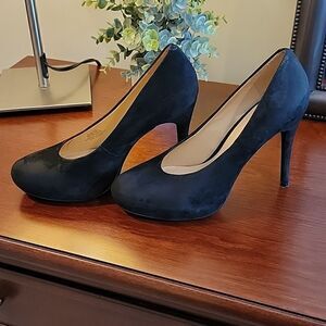 BCBG black leather pumps  